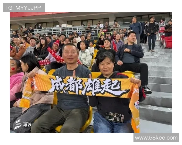 成都足球明星赛精彩落幕后续活动盛况空前球迷互动热情高涨